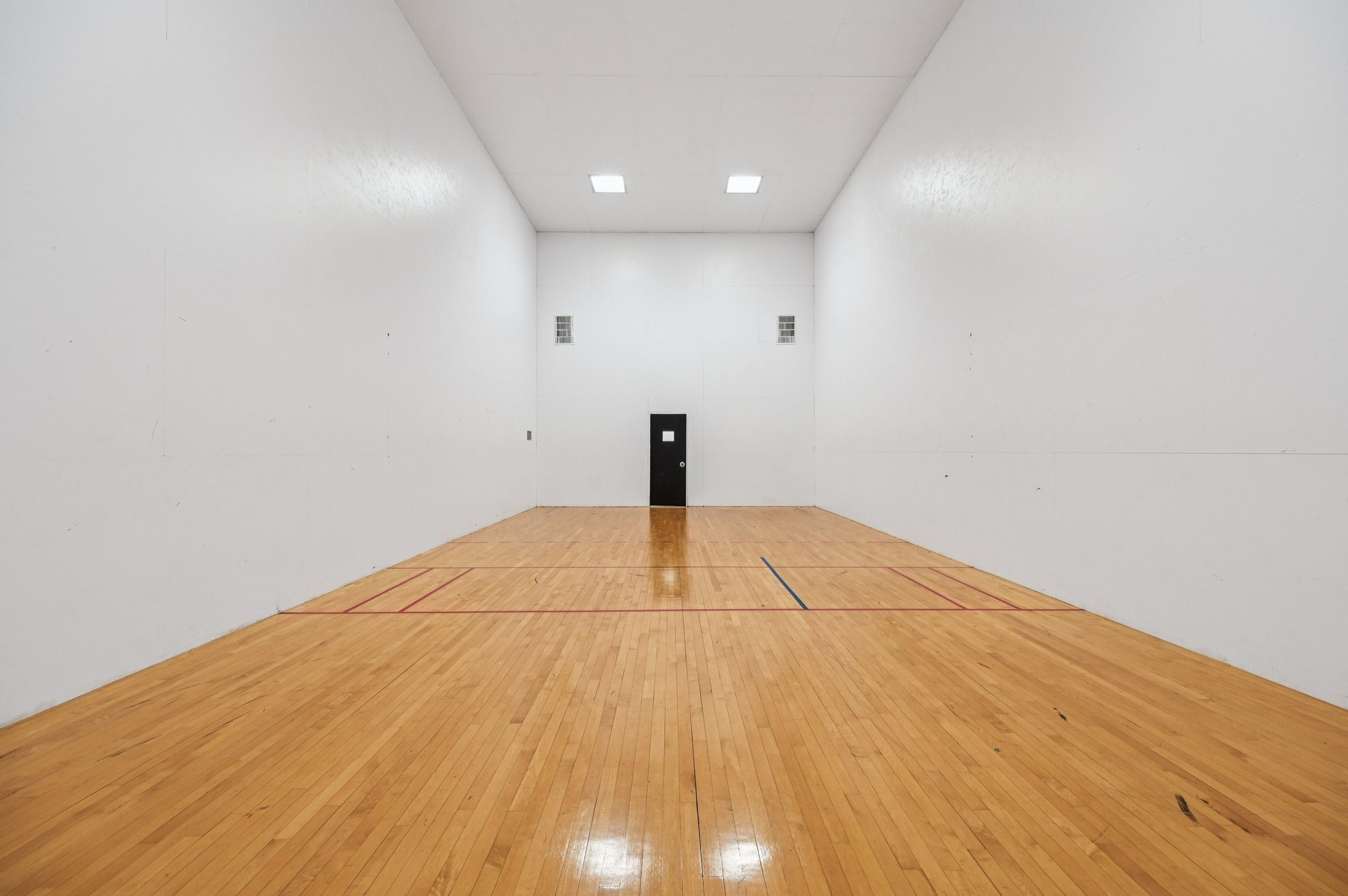 community basketball court 2