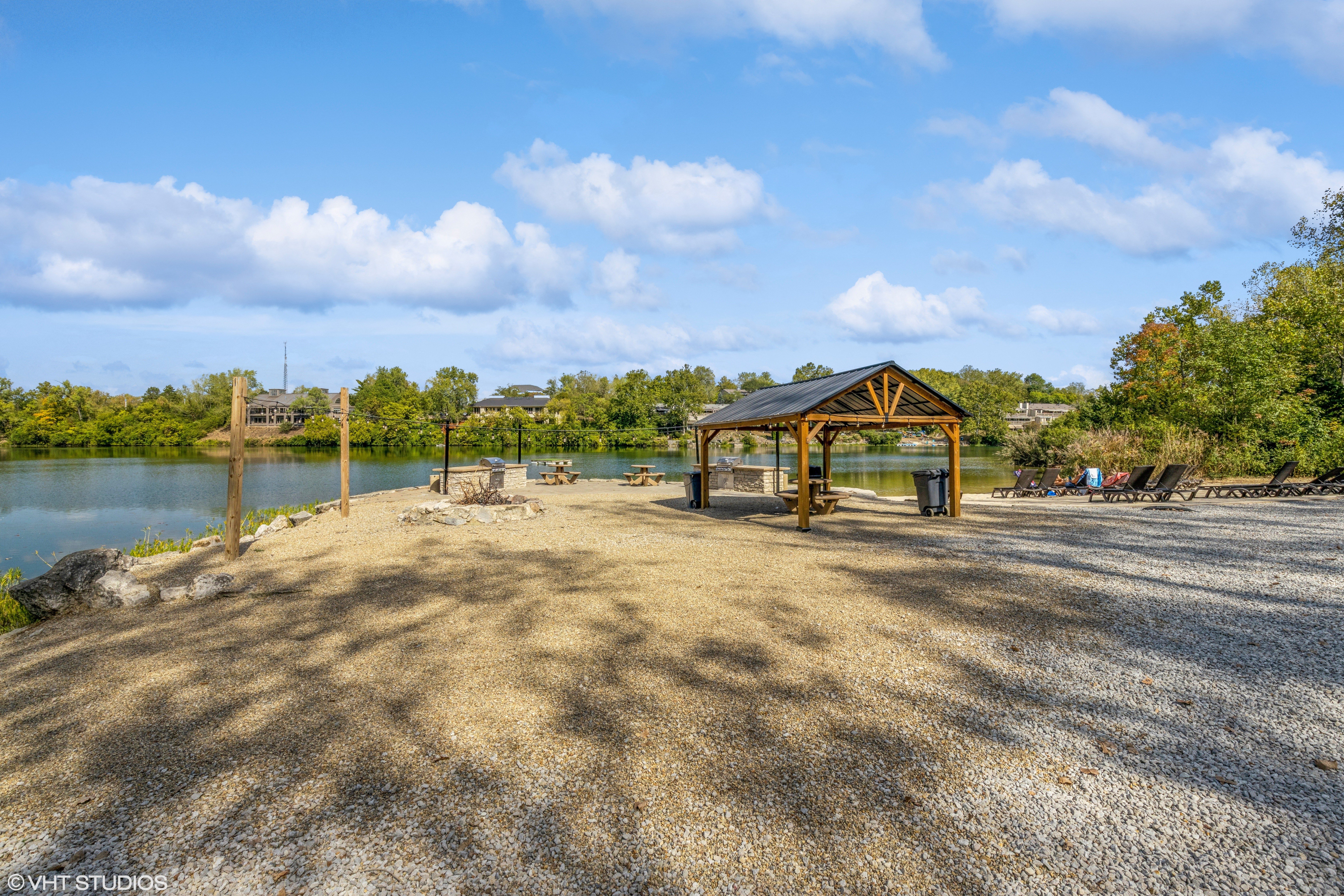 community lakefront picnic area with pavilion